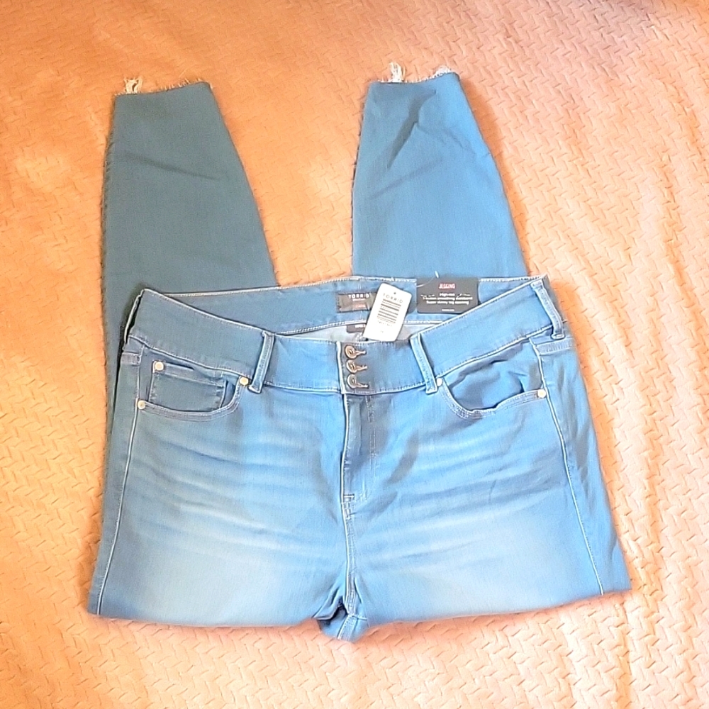Torrid Jeans NWT